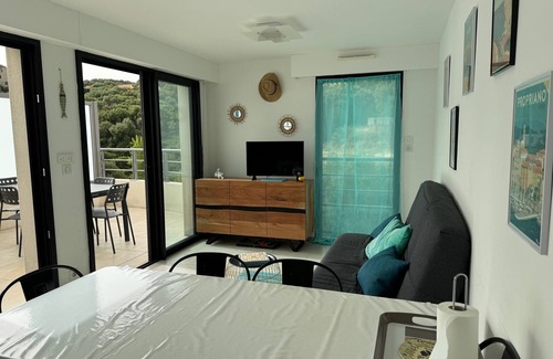 Propriano Apartment | Locigo- T3 VUE MER Pied Dans L'eau