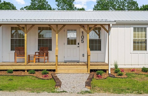 Williamstown Cabin | Lodge 105 at Eden Reserve—Safari Cabin Near Ark