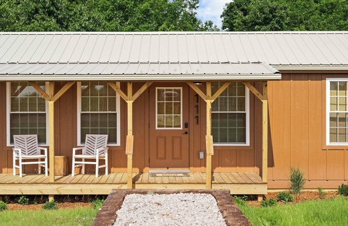 Williamstown Cabin | Lodge 111 at Eden Reserve—Safari Cabin Near Ark