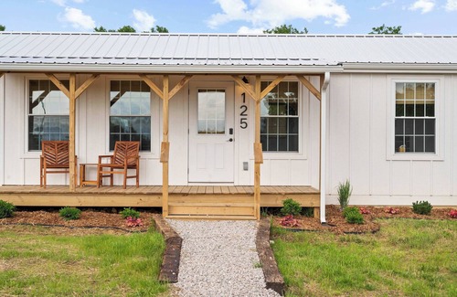 Williamstown Cabin | Lodge 125 at Eden Reserve—Safari Cabin Near Ark