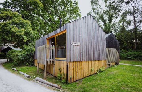 Corfe Castle Cottage | LODGE 16, pet friendly, luxury holiday cottage in Corfe Castle