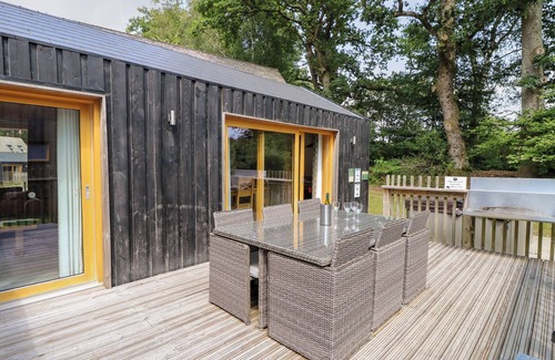 Corfe Castle Cottage | LODGE 21, family friendly, with hot tub in Corfe Castle