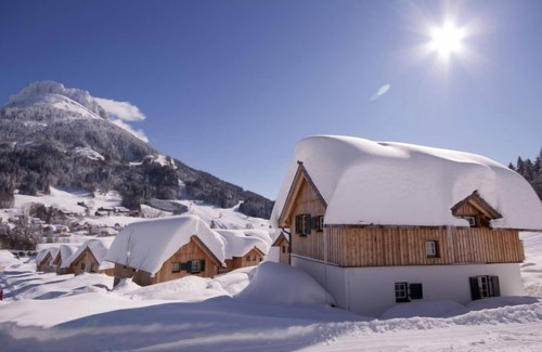 Altaussee House | Lodge Alpine Luxury by Interhome