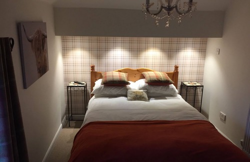 Bridgend of Lintrathen Cabin | Lodge at Lochside