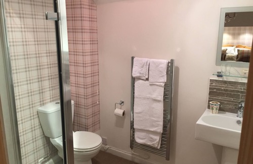 Bridgend of Lintrathen Cabin | Lodge at Lochside