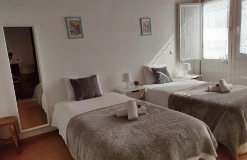 Almograve House | Lodge & Hike Almograve