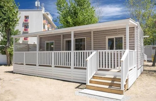 Rivabella House | Lodge in Rimini Family Village near the beach