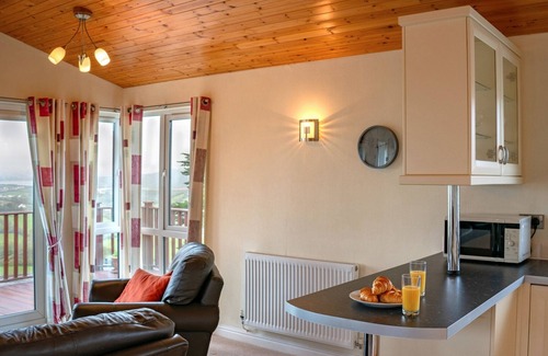 Saint John Ski Chalet | Lodge on Rame Peninsula near Freathy Beach