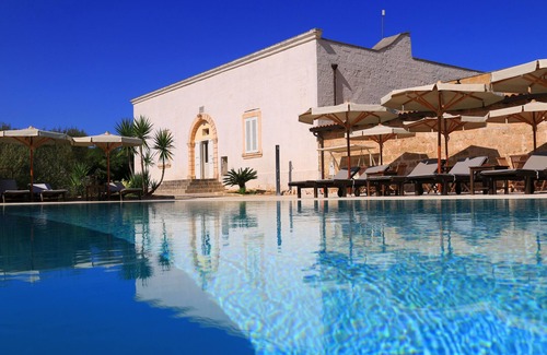 Presicce Apartment | Lodge Scirocco for 2 p with kitchen, in Masseria with shared pool in Salento