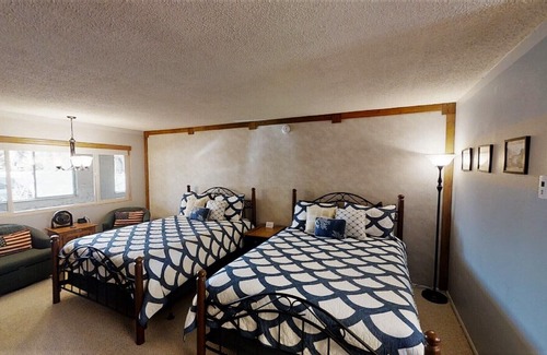 Eagle Nest Apartment | Lodge Studio 50 in Eagle Nest
