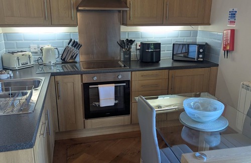 Little Stukeley Apartment | Lodge with a Lake View