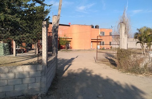 Tlaquiltenango Hotel | Lodging and Camping the Island