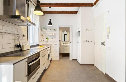 Barceloneta Apartment | Lodging Apartments Almirall Beach 41