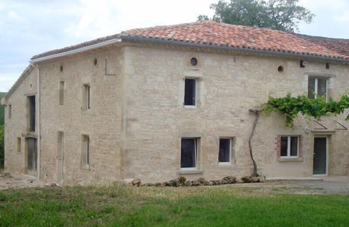 Lombers Cottage | Lodging, Merle, in the center of the Tarn department in Lombers, Swimming pool more