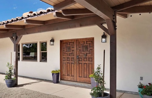 Lockeford House | Lodi Wine Country Estate - 4 Bedrm, 4 1/2 Bath Close to Wineries - New!