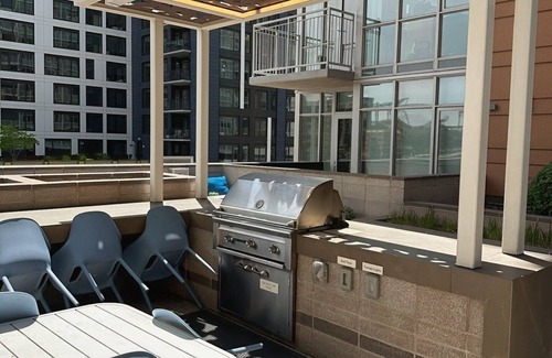 LoDo Apartment | LODO 1-bedroom Designer Apartment Meets Mile High Charm