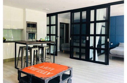 Burgos Apartment | Loft 100 meters from La Catedral. Easy parking. WIFI