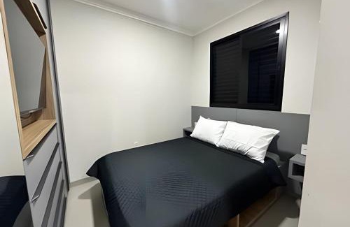 Santa Monica Apartment | Loft 101 – Refúgio Certo, a poucos passos da Ufu.