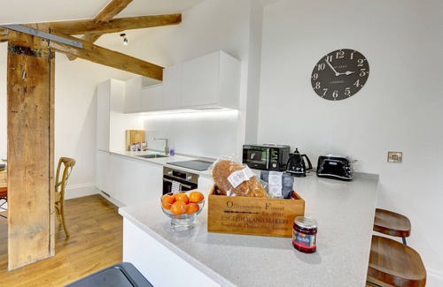 Lofthouse Apartment | Loft 11 - Unique Apartment with Stunning Views