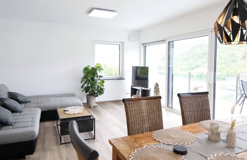Treis-Karden Apartment | Loft 5 with 2.5 bedrooms and guest bathroom, fantastic panoramic view of the Moselle, sauna, balcony