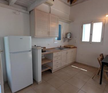 Aipeia Apartment | Loft apartment with sea view