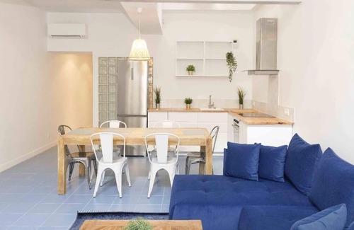 Prefecture Apartment | Loft center & terrace & air conditioning