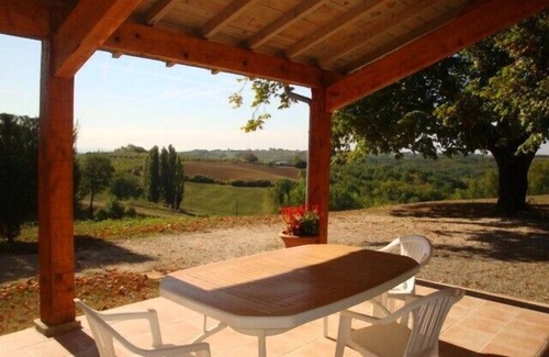 L'Honor-de-Cos House | Loft in a barn on the edge of the village with viewpoint, land and terraces