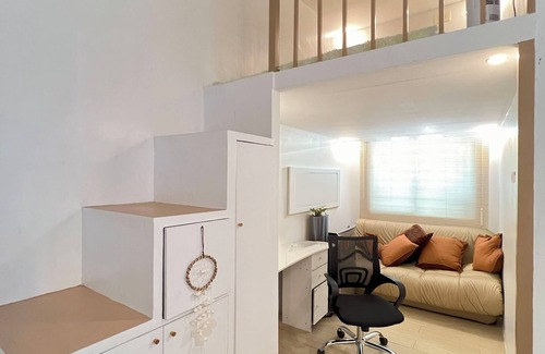 Angeles City House | Loft in Magalang 7 Mins to Mall, Pool & Park Access​ 7 minutes from the mall