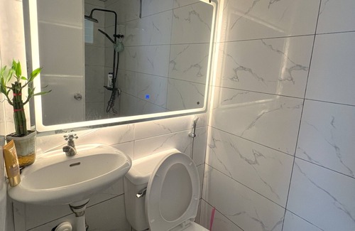 Angeles City House | Loft in Magalang 7 Mins to Mall, Pool & Park Access​ 7 minutes from the mall
