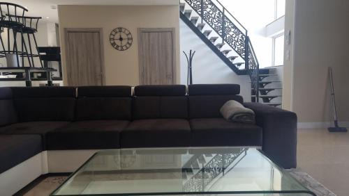 Oslon Apartment | Loft l'escale Gîte Les Camélias 71