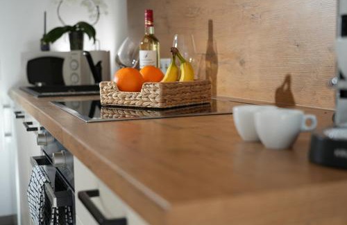 Loerrach Apartment | Loft mit Parkplatz und Balkon