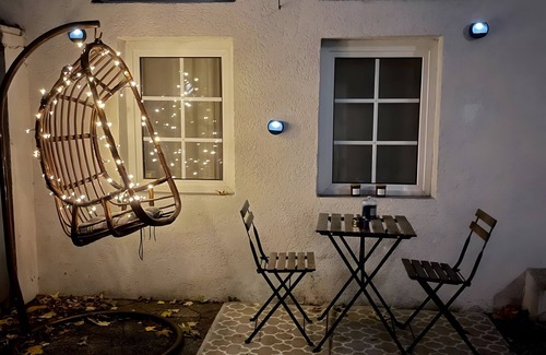 Ostviertel Apartment | 'Loft Mit Whirlpool, Sauna, Billard' with Private Garden and Wi-Fi