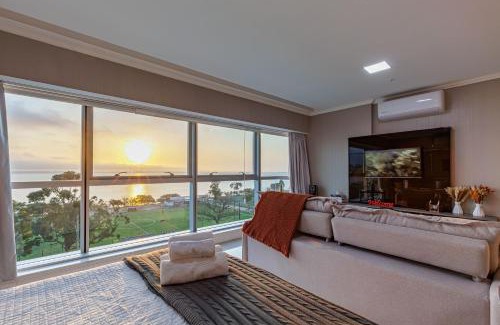 Cristal Apartment | Loft no Shopping Barra Sul