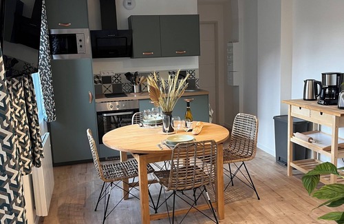 Avranches Apartment | Loft relaxation in the heart of Avranches - Private Jacuzzi & comfort for 2 to 4 people