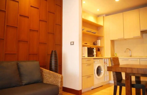 Samre Apartment | Loft style Studio with River view