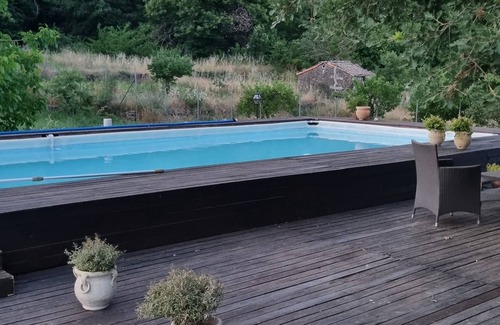 Pedara House | Loft su due Piani Indipendente .parcheggio e Wi-fi Gratuito