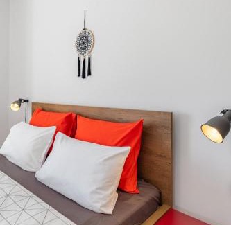 Rasnov Apartment | Loft to Be You-your Mountain -View Sky Home - 2 bedrooms
