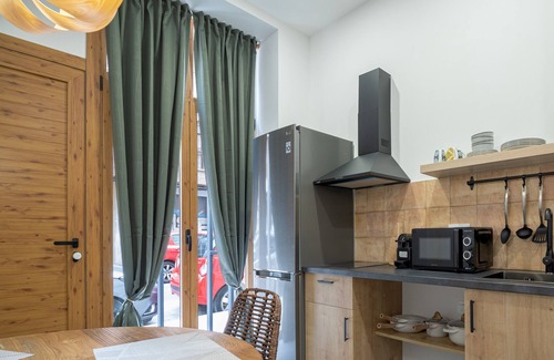 Arrancapins Apartment | Loft Valencia near to train station Renfe - ESC3