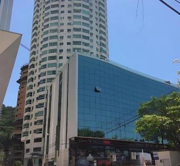 Centro Apartment | Loft vista panorâmica da Roda gigante e orla de BC