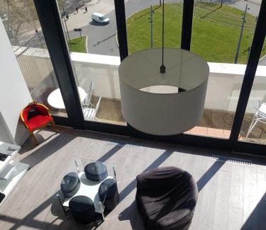 Fer a Cheval Apartment | Loft vue fleuve Garonne parking gratuit