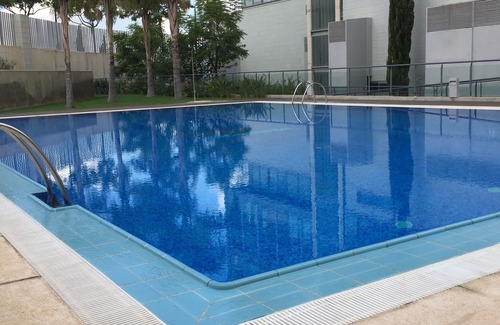 Patraix Apartment | Loft with terrace of 24m2, swimming pool, garden and garage.
