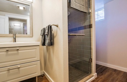 University Apartment | Loftium | Comfy and Unique Guest Suite near DU!