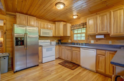 Baraboo House | Log Cabin Lodge Devil's Lake State Park, Skiing, Cascade Mtn, Dells