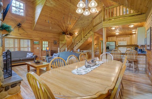 Baraboo House | Log Cabin Lodge Devil's Lake State Park, Skiing, Cascade Mtn, Dells