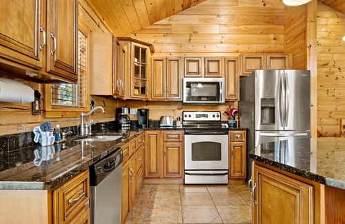 Mill Spring Cabin | Log Cabin Near Lake Lure, Chimney Rock, and Asheville!