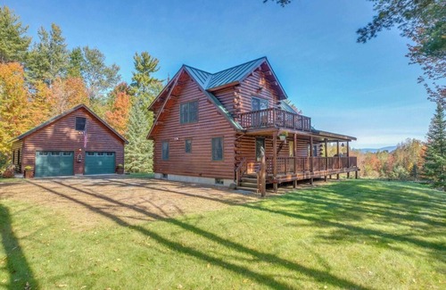 Whitefield House | Log Cabin Retreat in the White Mountains