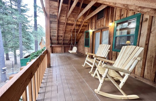 Garden Valley Cabin | Log Cabin Retreat w/game room
