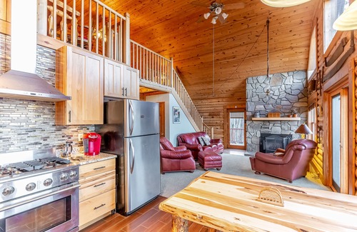 Sylva House | Log cabin with amazing mountain views, pool table, movie room & fireplace