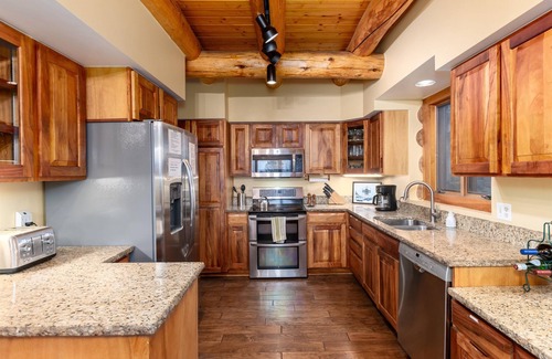 Baldy Mountain House | Log home, huge deck, incredible view of Breckenridge. Save on 7 night stays.