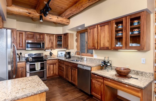 Baldy Mountain House | Log home, huge deck, incredible view of Breckenridge. Save on 7 night stays.